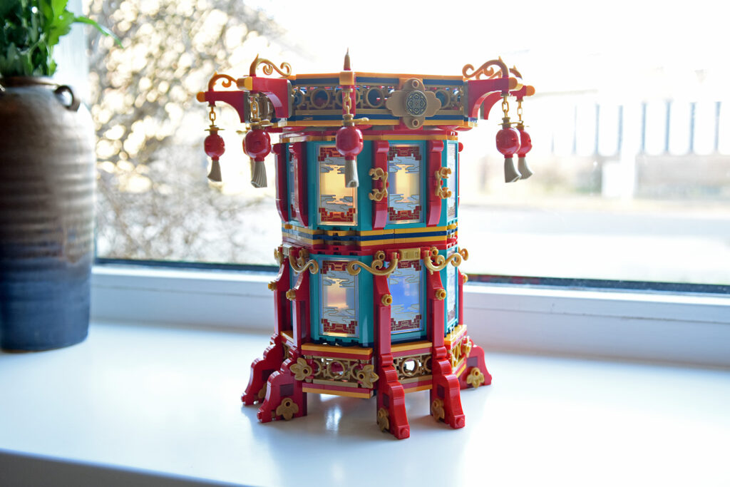 80116 lego trotting lantern (11)