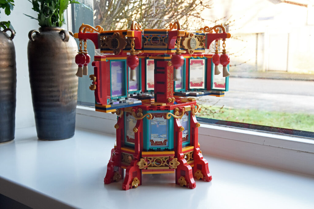 80116 lego trotting lantern (13)
