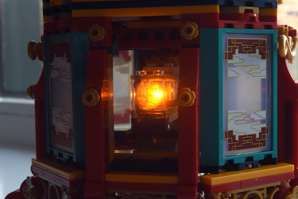 80116 lego trotting lantern (21)