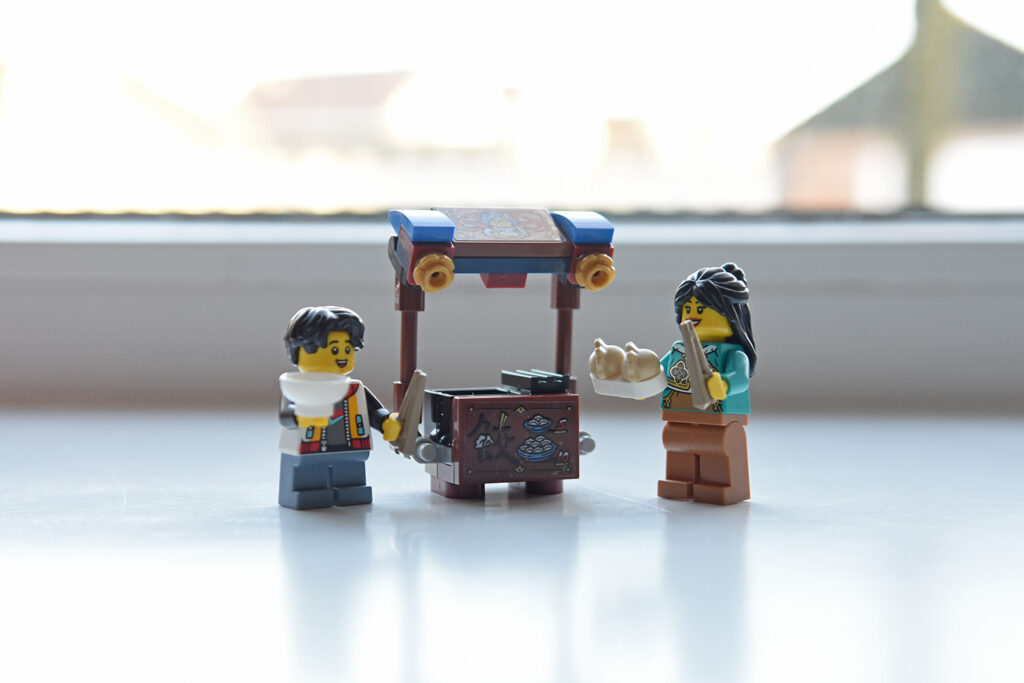 80116 lego trotting lantern (8)