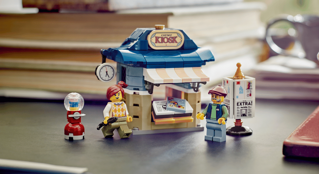 Gratis LEGO 40757 Corner Kiosk bij aankoop van de LEGO Tudor Corner Modular – uitverkocht