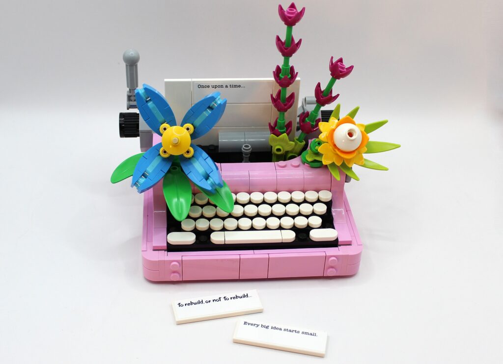 lego 31167 typewriter with flowers 03