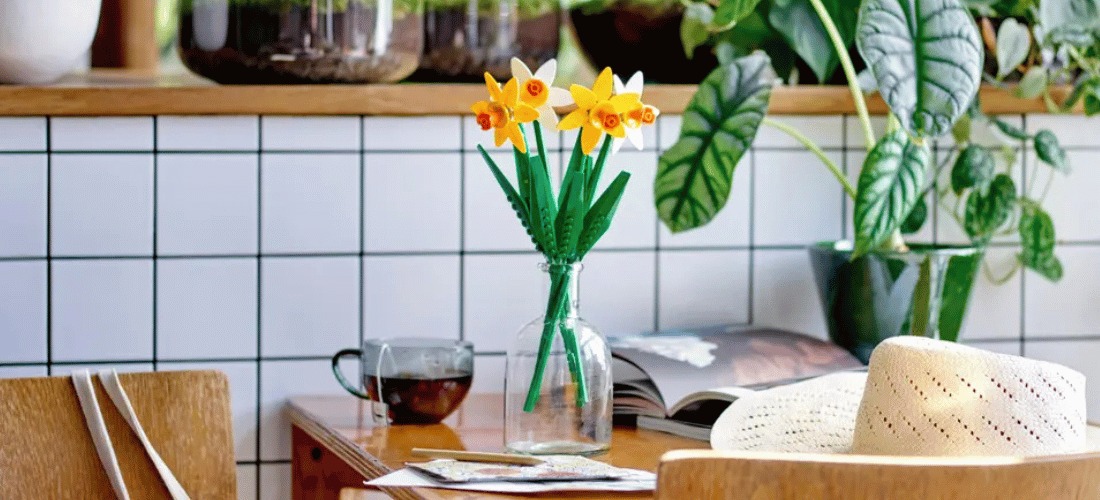 lego 40646 40747 daffodils