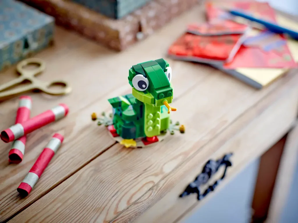 lego 40707 year of the snake (3)