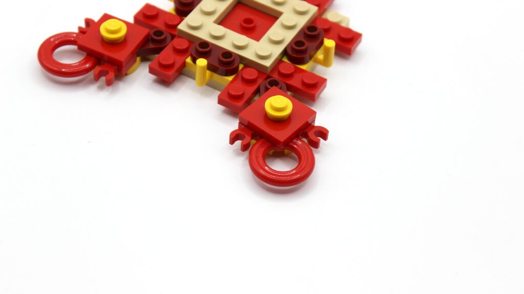 lego 40756 lucky knots 03