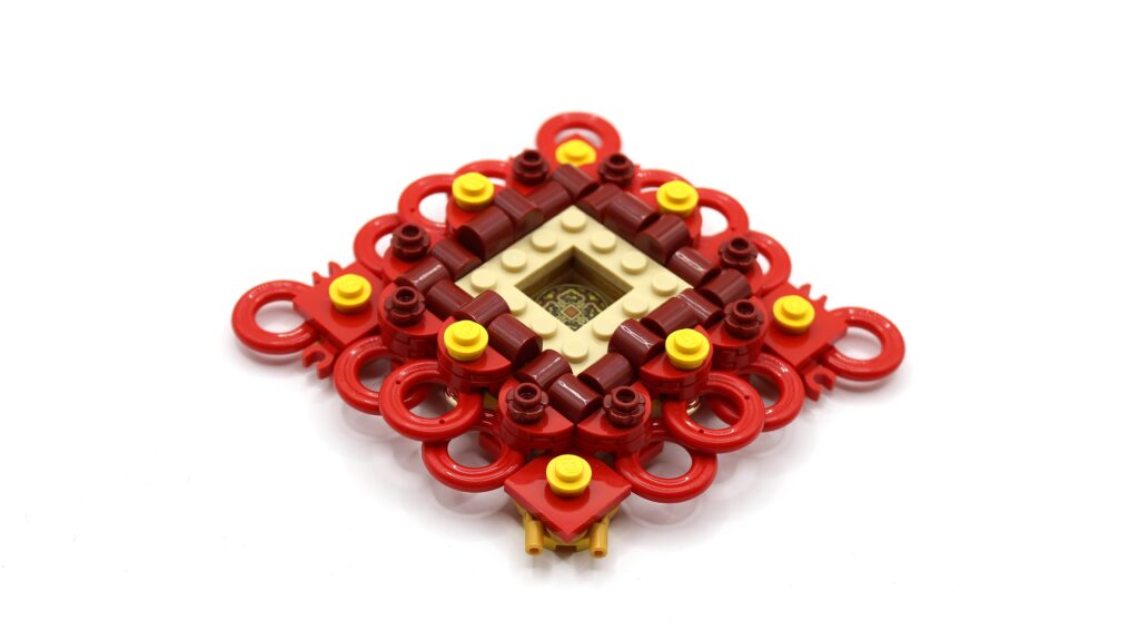 lego 40756 lucky knots 05