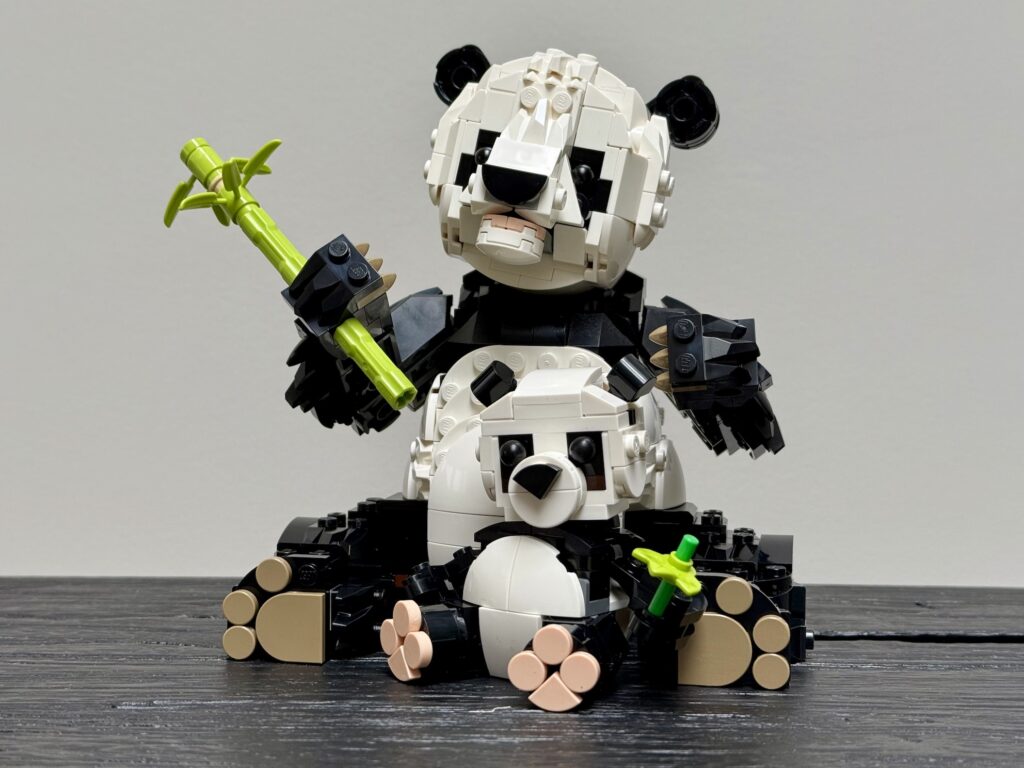 lego creator 311165 wild animals panda family00004