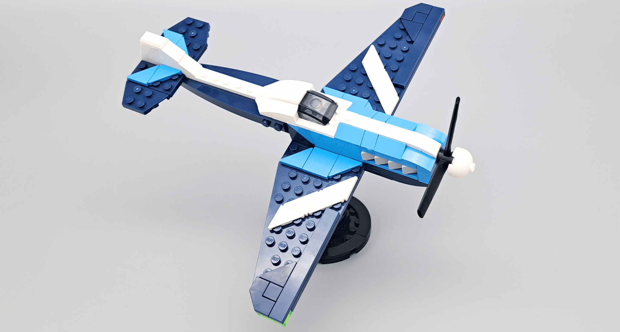 lego creator 31160 aircraft race plane (5)
