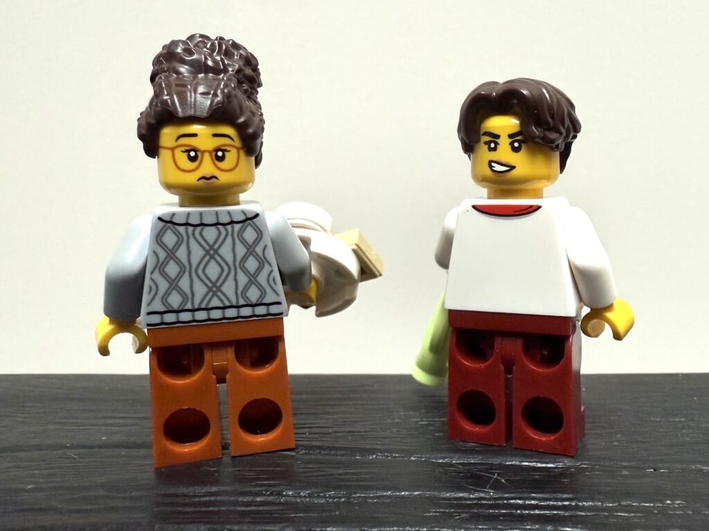 lego icons 10350 tudor corner minifigures00003