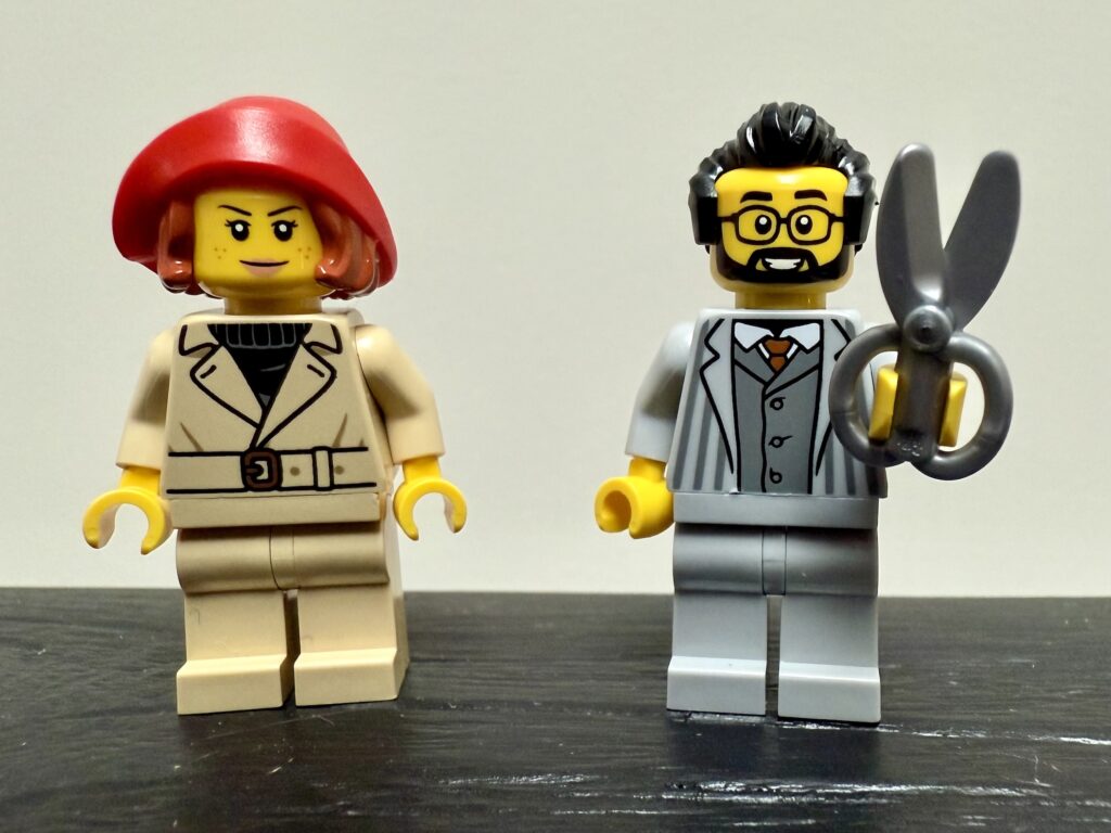 lego icons 10350 tudor corner minifigures00004