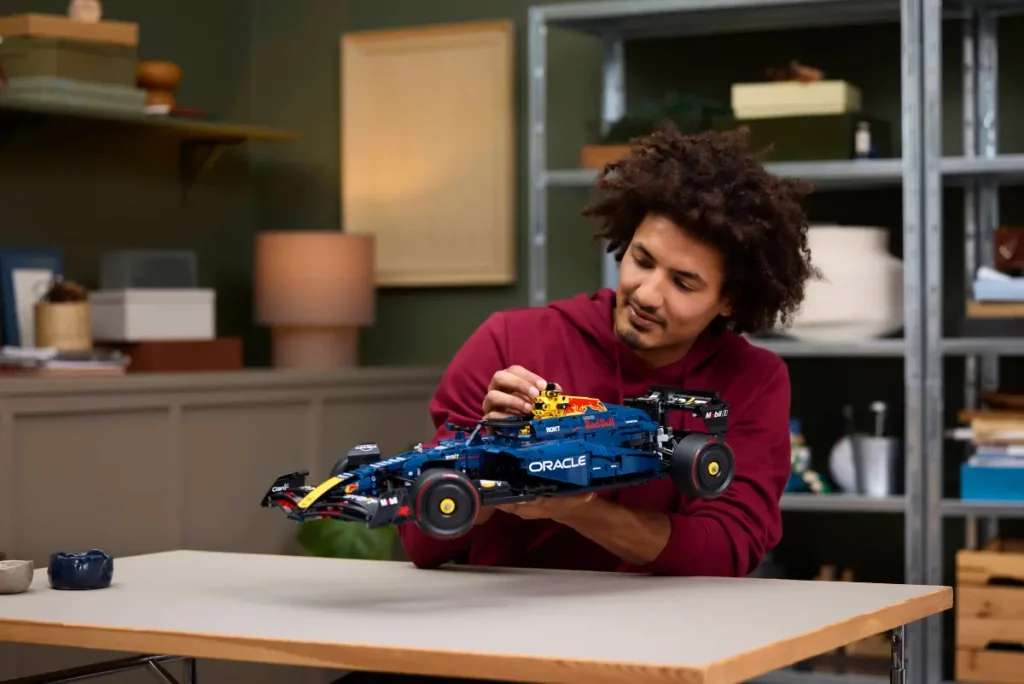 lego technic 42206 oracle red bull racing rb20 (5)