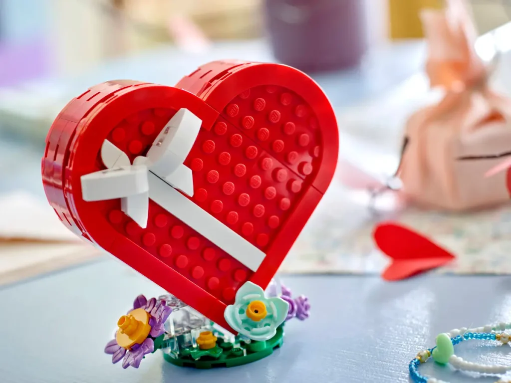 lego 40759 celebration series valentines day box (3)