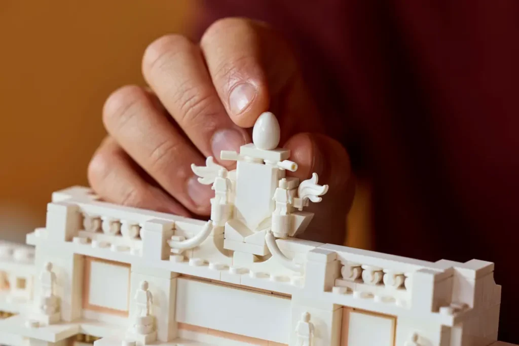 lego architecture 21062 trevi fountain (3)