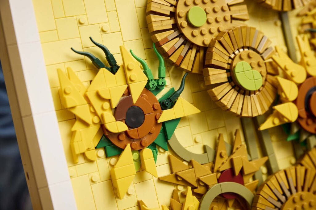 lego art 31215 vincent van gogh sunflowers details (3)