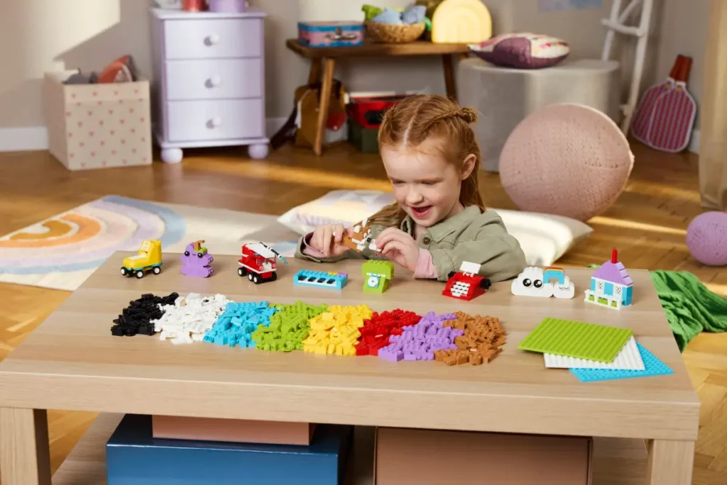 lego classic 11044 creative build and play box (2)