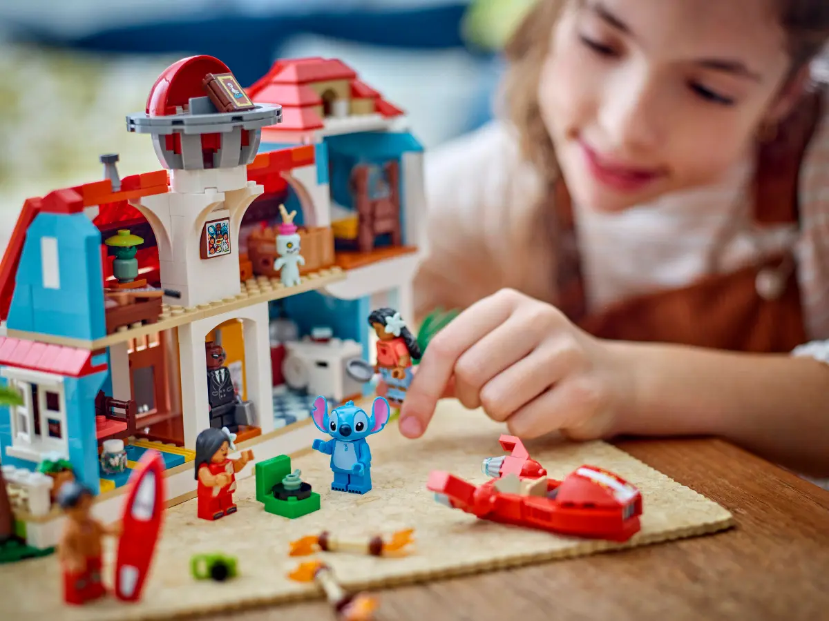lego disney 43268 lilo and stitch beach house (2)