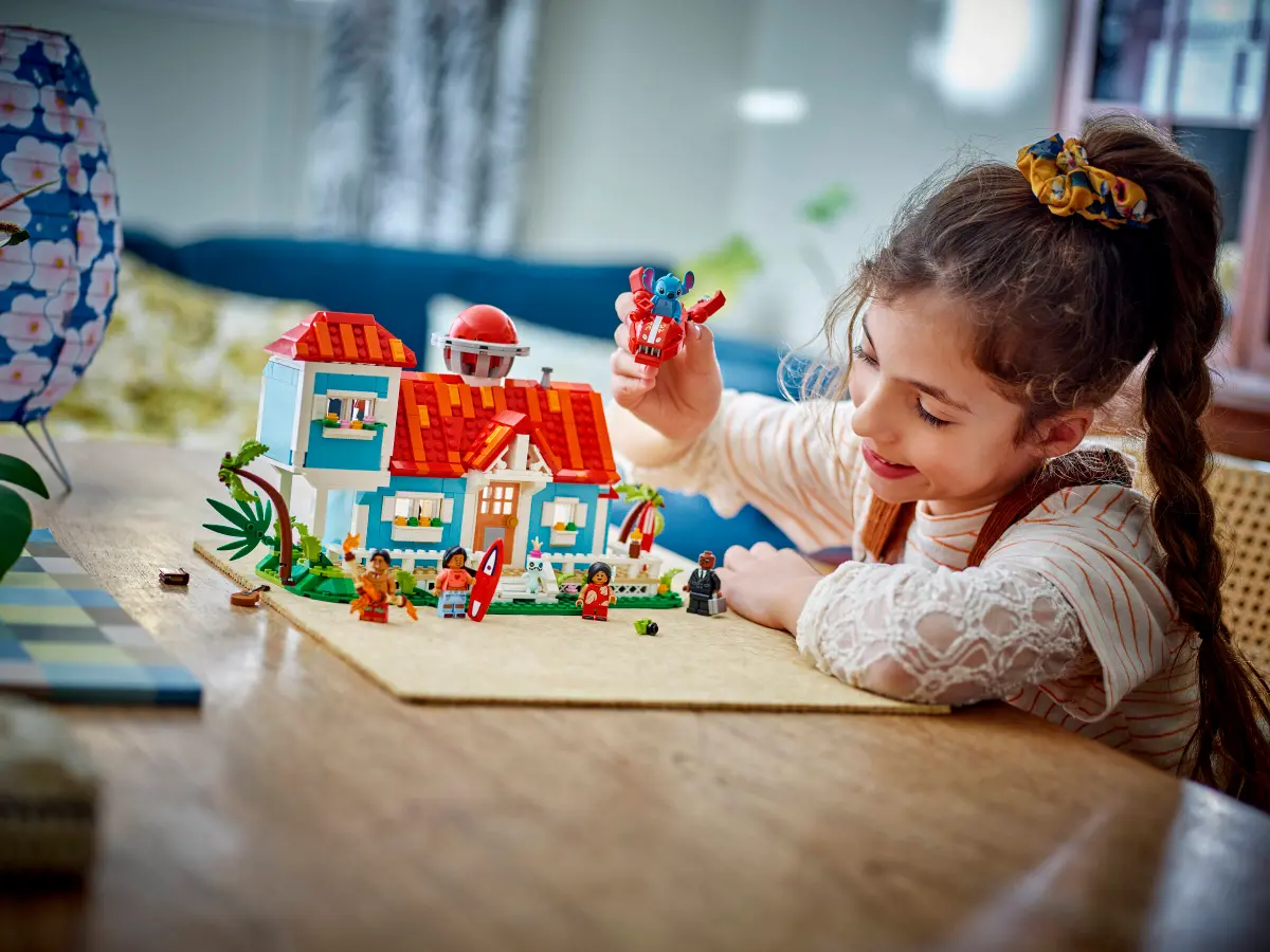 lego disney 43268 lilo and stitch beach house (3)