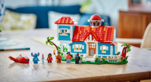 lego disney 43268 lilo and stitch beach house