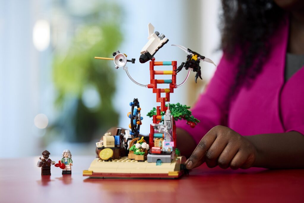lego ideas 21355 the evolution of stem (3)