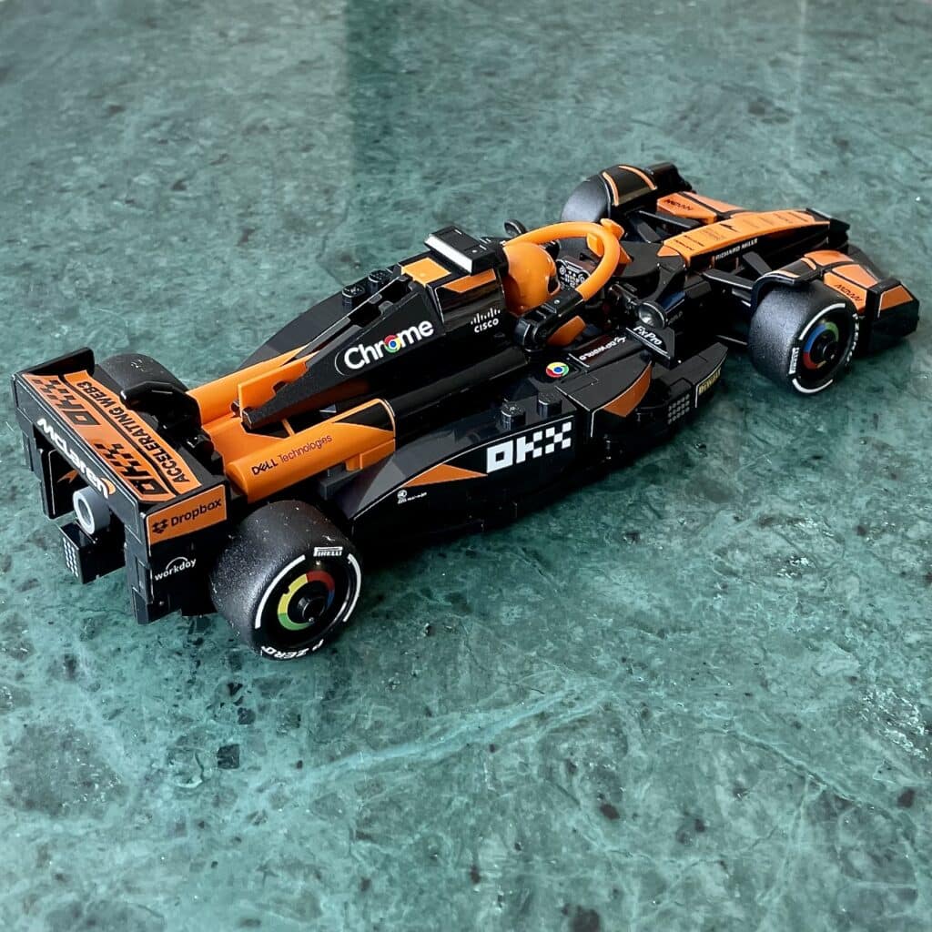 77251 mclaren f1 team mcl38 2