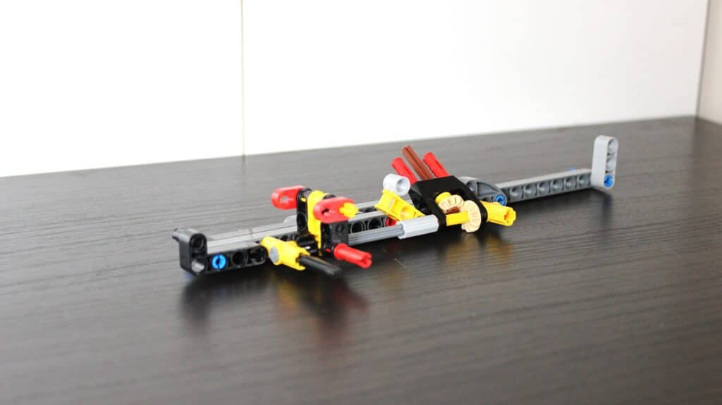 lego 42205 chevrolet corvette stingray 02