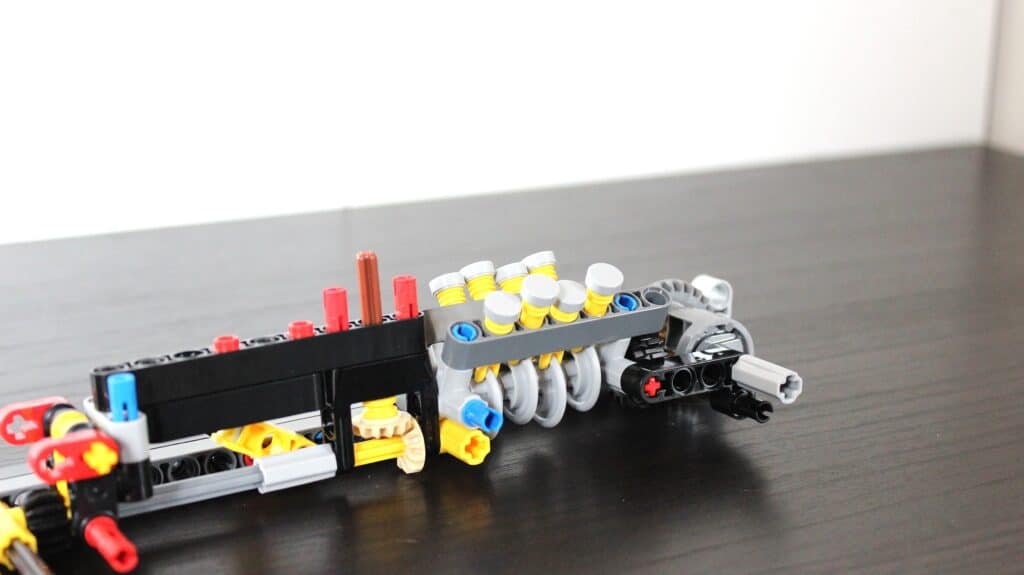 lego 42205 chevrolet corvette stingray 03