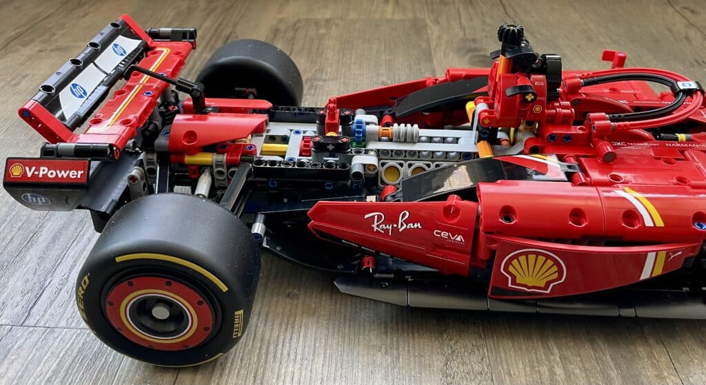 42207 ferrari sf 24 f1 car 8