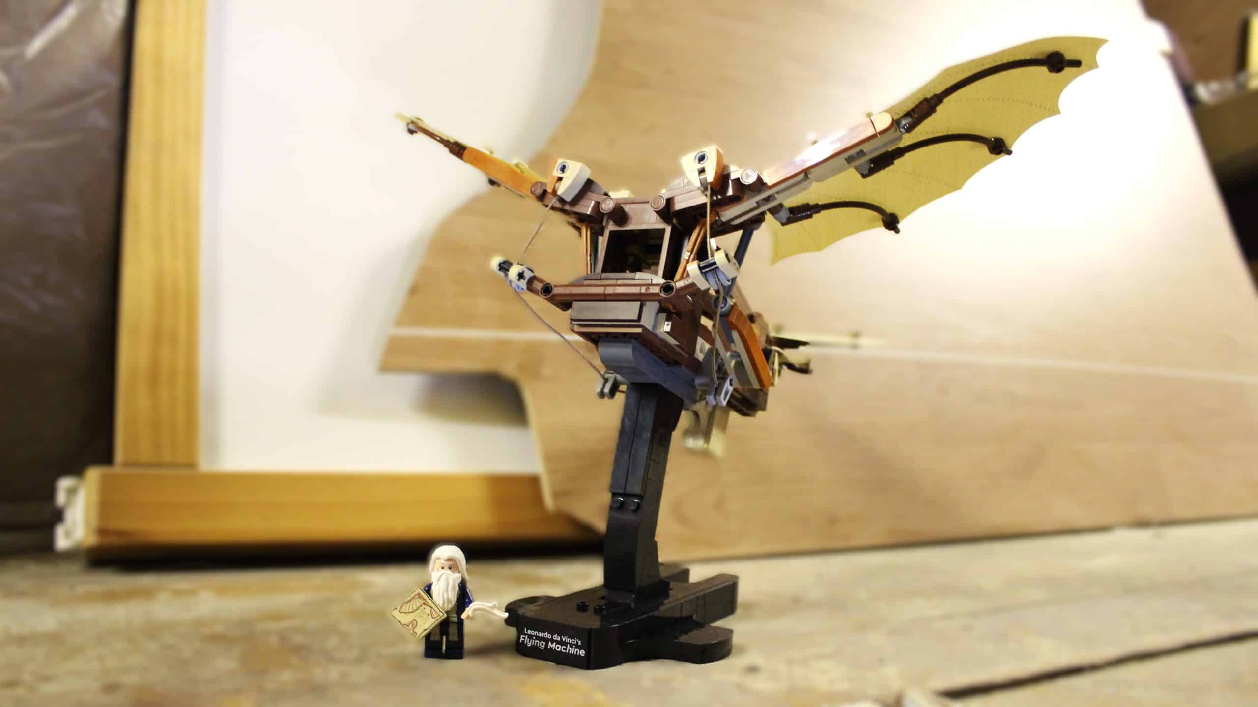 [Review] LEGO Icons 10363 Leonardo Da Vinci’s Flying Machine: een vlucht door de tijd