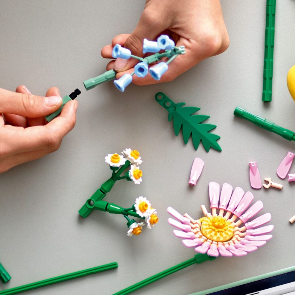 lego botanicals 10347 petite sunny bouquet (8)