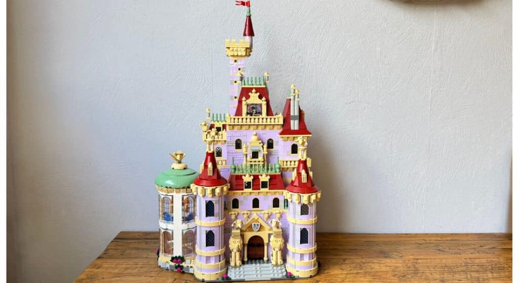 lego disney 43263 beauty and the beast castle voorkant