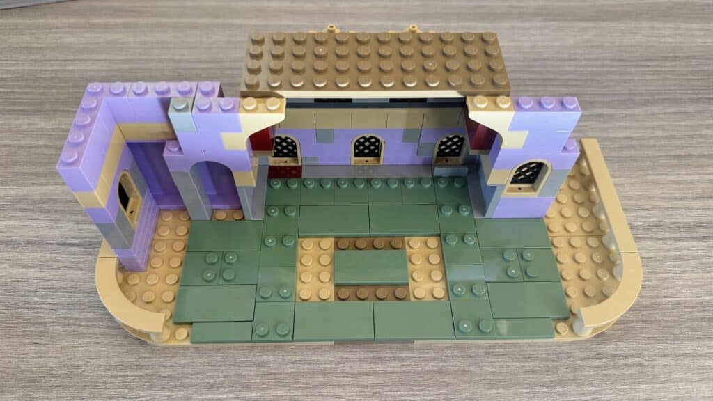 lego disney 43263 beauty and the beast castle10