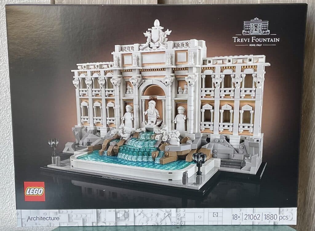 21062 trevi fountain