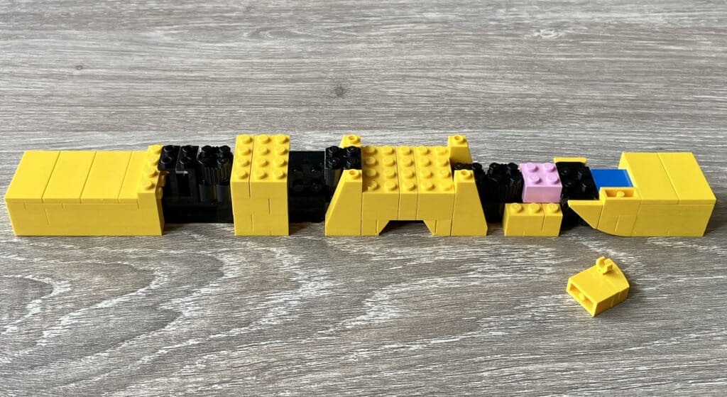 75407 brick built star wars logo 2