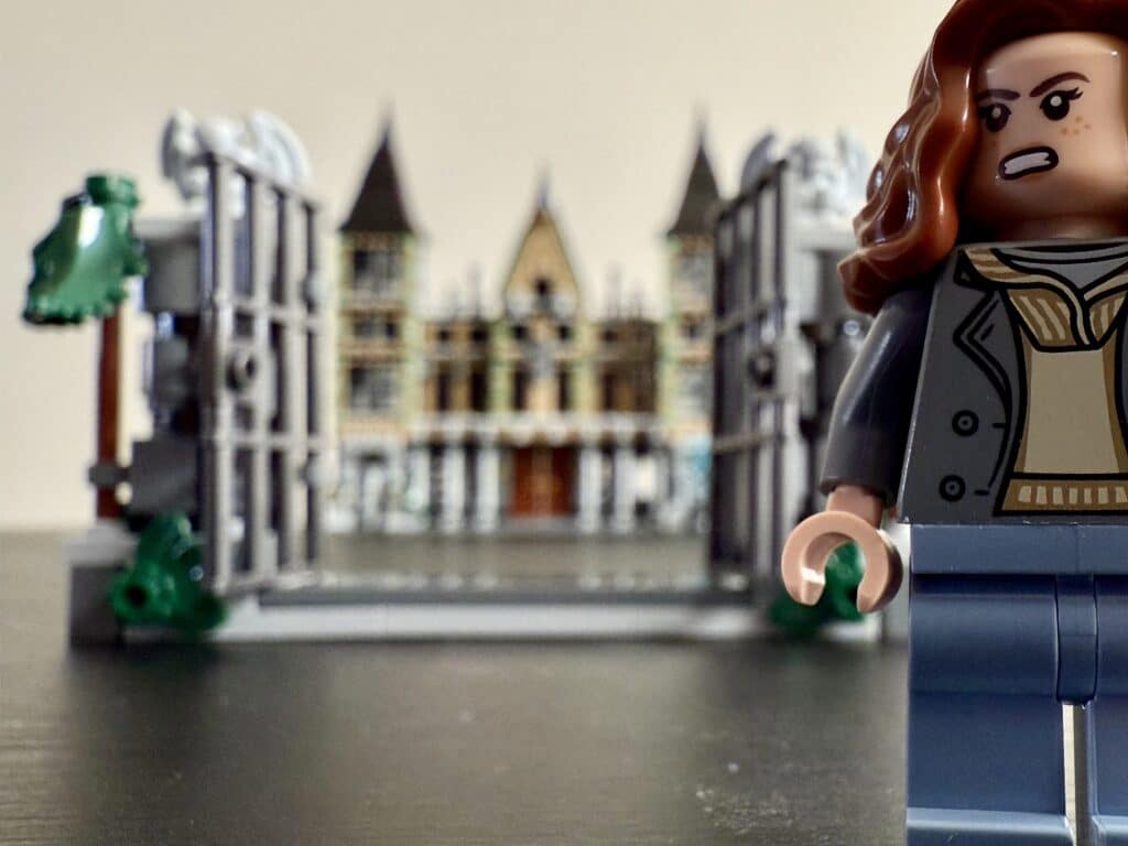 lego harry potter 76453 malfoy manor 00007