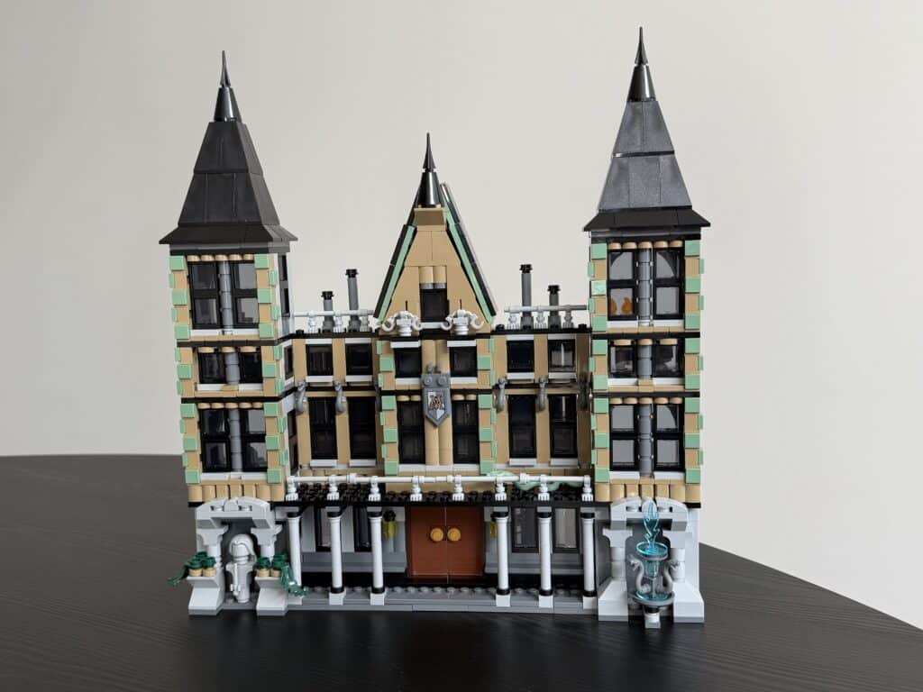 lego harry potter 76453 malfoy manor 00046