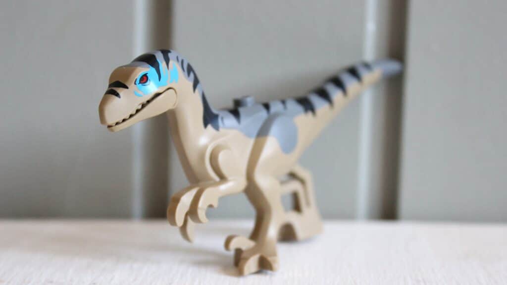 lego jurassic world 76972 raptor off road escape 09