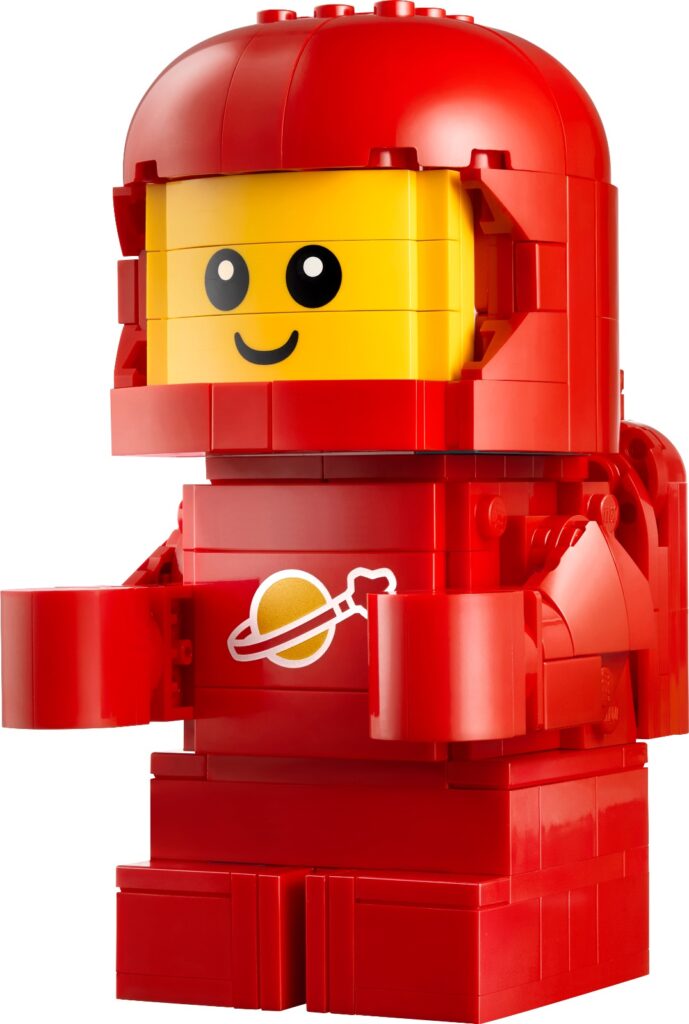 lego 40767 up scaled baby astronaut (2)