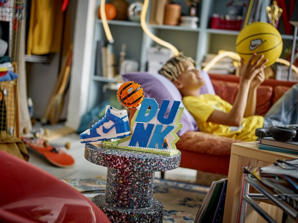 lego 43008 nike dunk (3)
