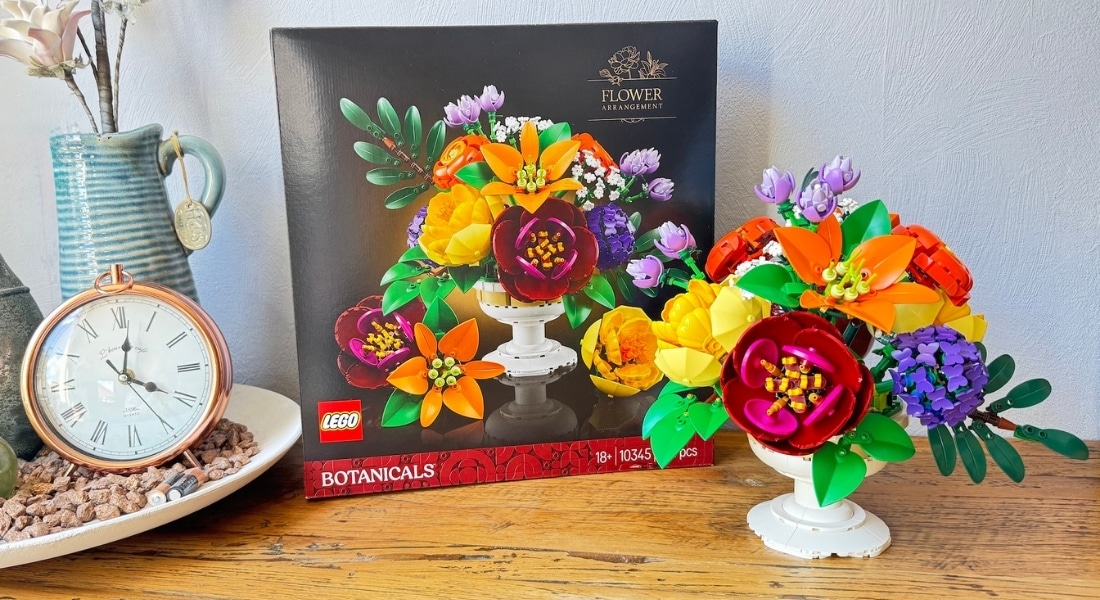 [Review] LEGO Botanicals 10345 Flower Arrangement – een boeket dat blijft bloeien