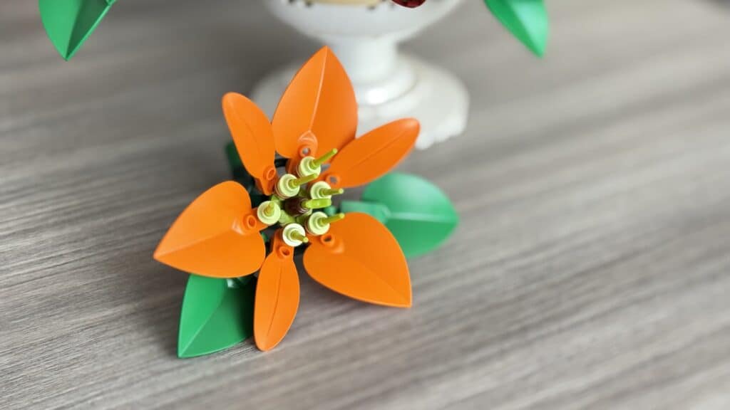 lego botanicals 10345 flower arrangement11