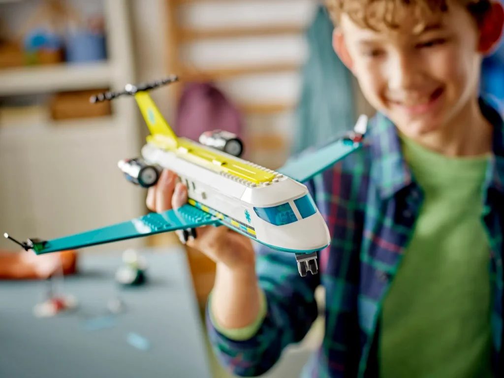 lego city 60465 air ambulance (4)