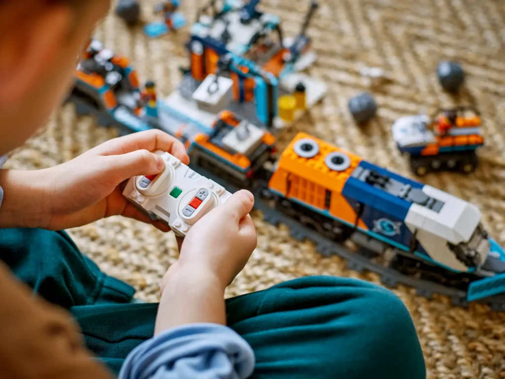 lego city 60470 artic explorer express train (7)