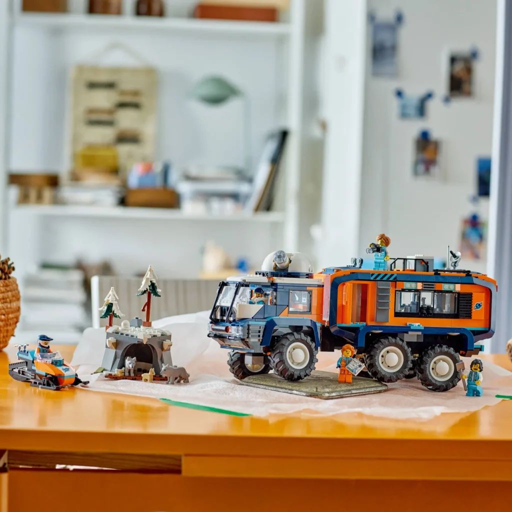 lego city 60471 arctic explorer science truck (6)