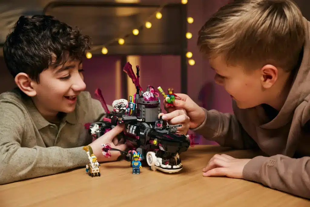 lego dreamzzz 71500 nightmare shark submarine (3)