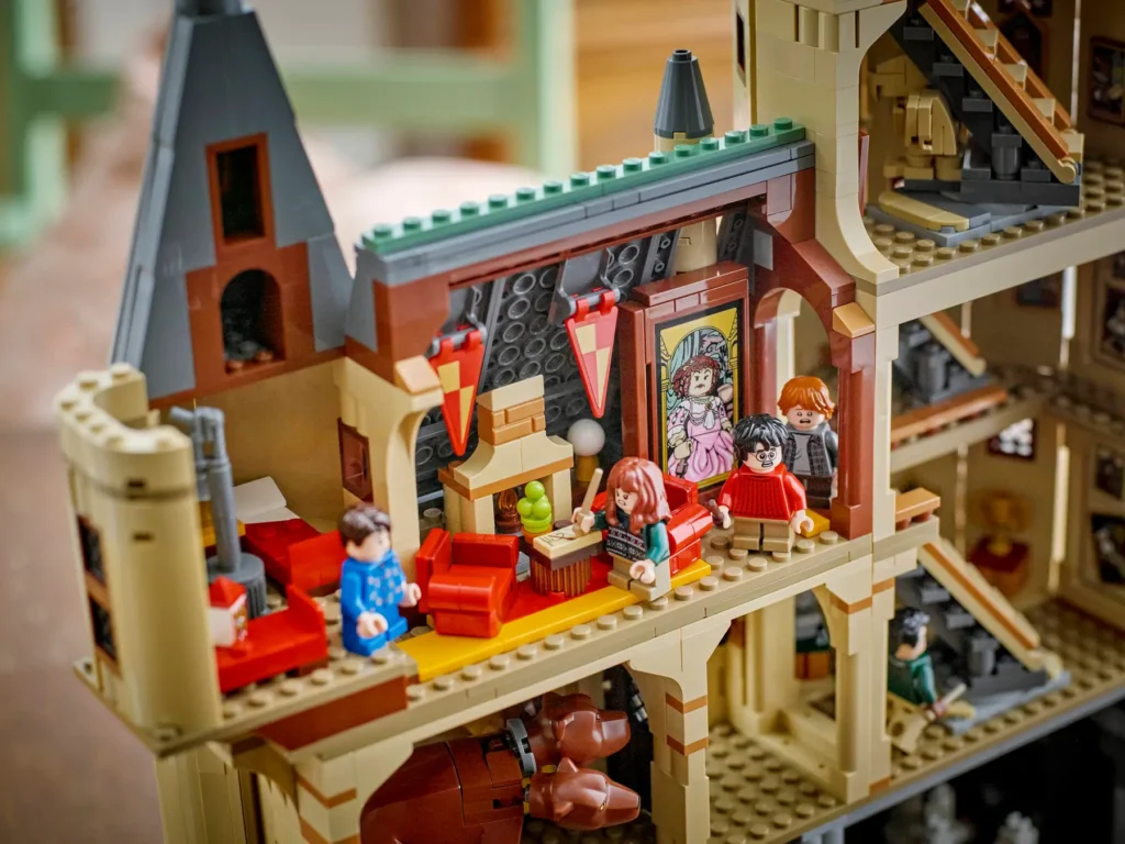 lego harry potter 76454 hogwarts castle the main tower (4)