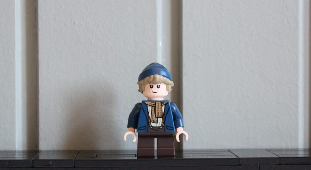 lego icons 10351 sherlock holms book nook 06