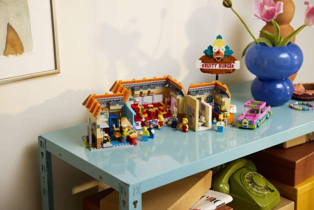 lego icons 10352 the simpsons krusty burger (7)