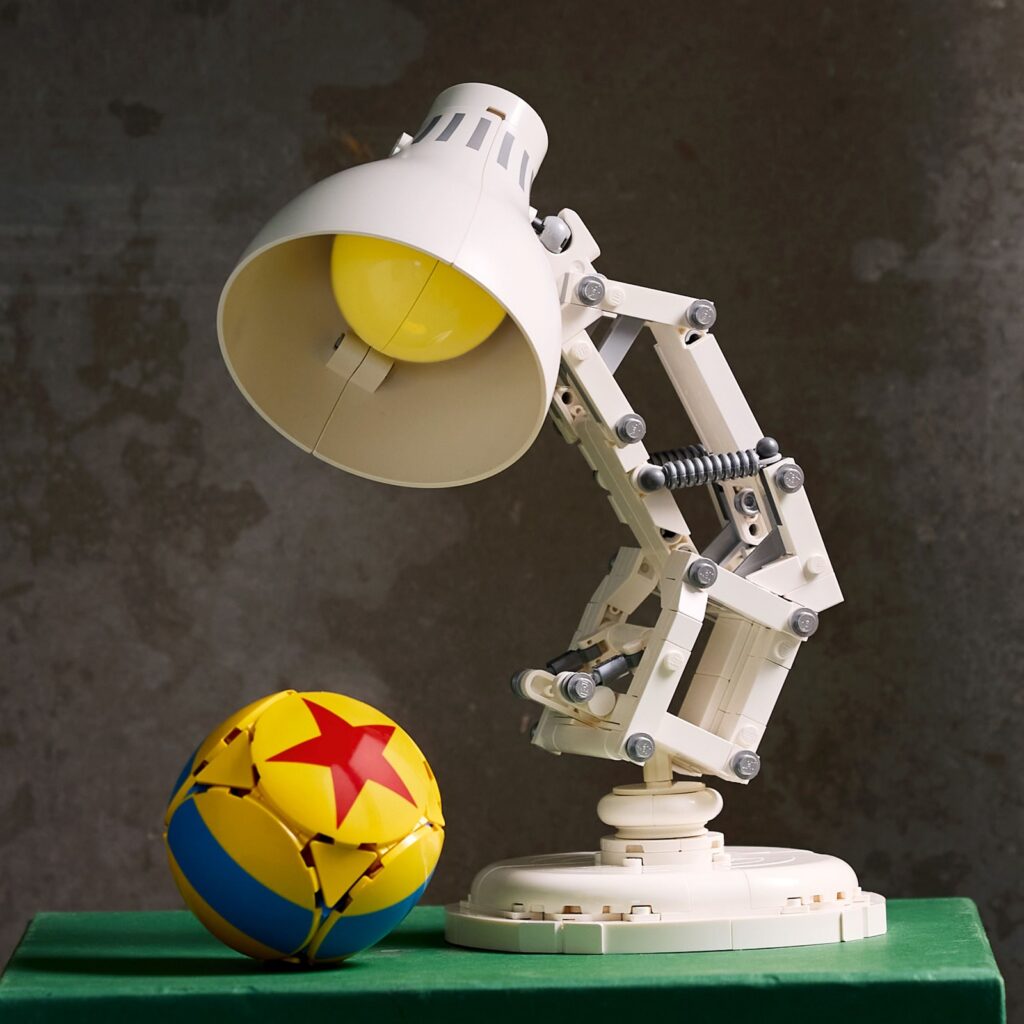 lego ideas 21357 pixar luxo jr (8)