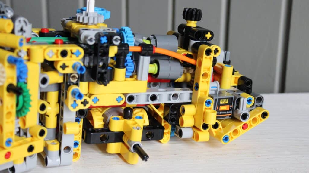 lego technic 44209 volvo l120 electric wheel loader 08