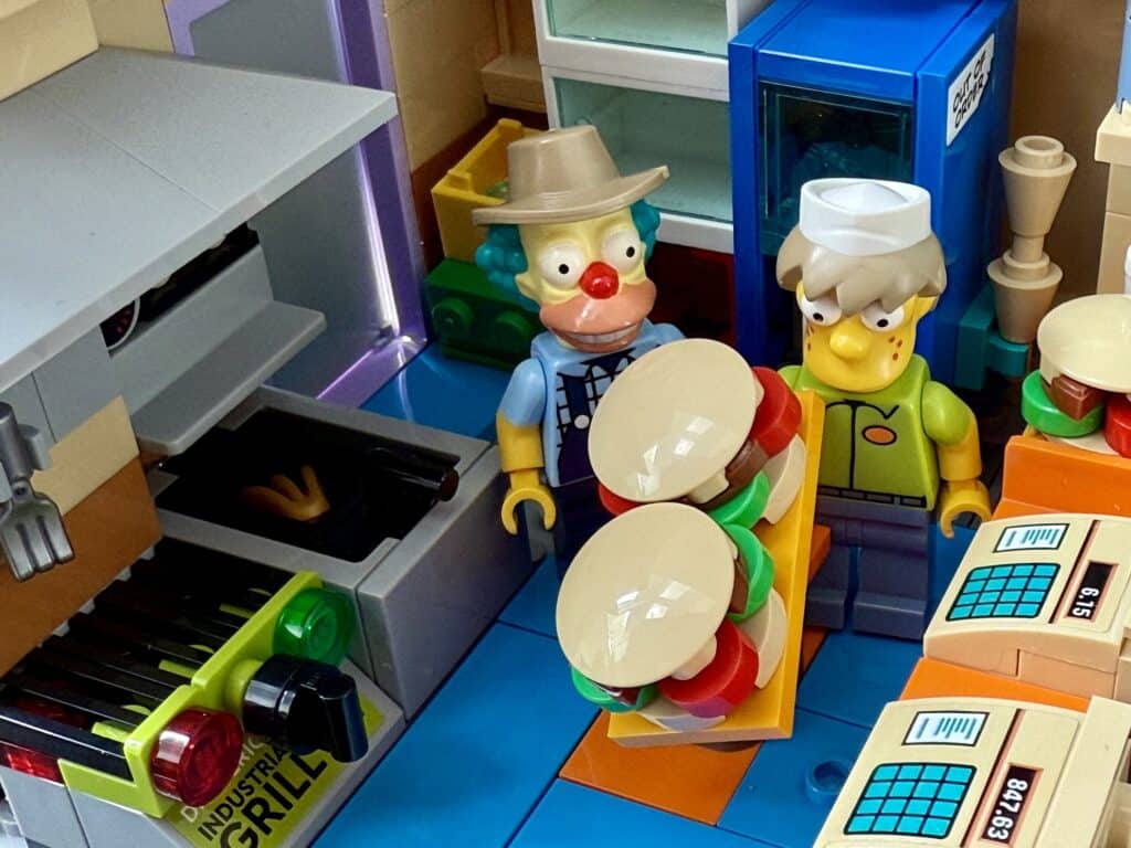 lego the simpsons 10352 krusty burger 00020